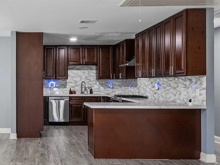 3853 Rosedale St — Photo 15