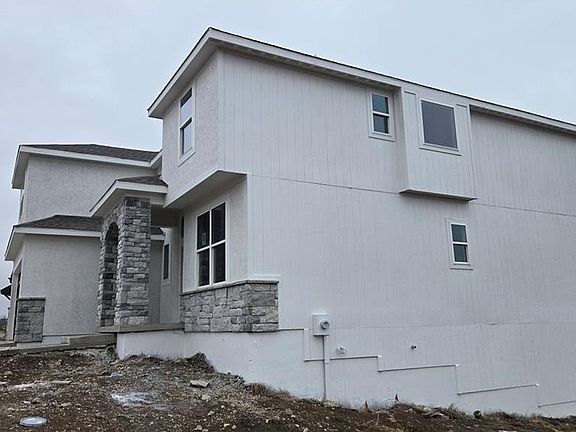 2nd image of 18421 Caenen St