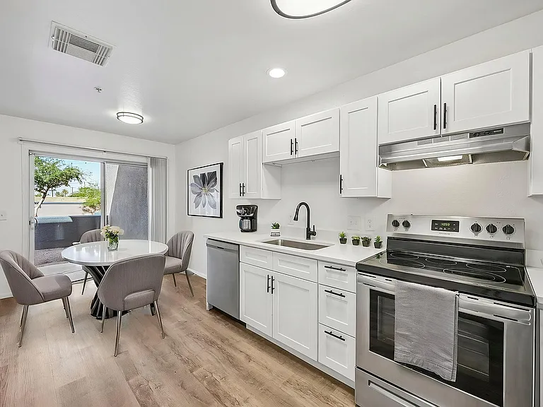 Town Square Townhomes Kitchen