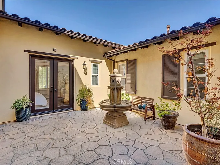 510 E Viewcrest Dr — Photo 6