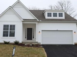 20 Erin Hills Rd, Commercial Pt, OH 43116