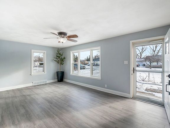 3rd image of 1755 Enid St