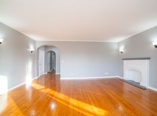 7625 S Yates Blvd, Chicago, IL 60649