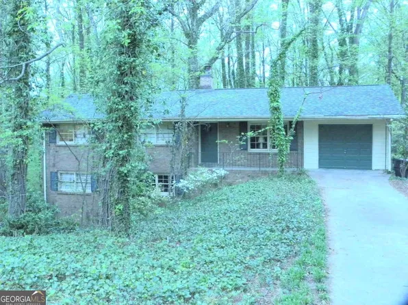 5673 Kimberly Ln, Norcross, GA 30071