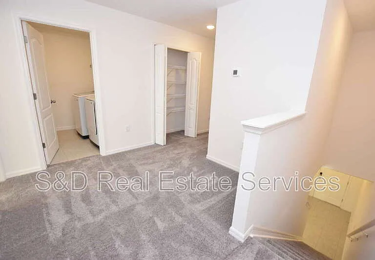 3913 Academia Ave — Photo 20