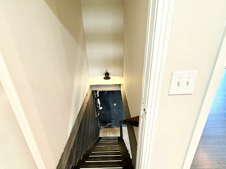 2641 Combs Dr — Photo 23