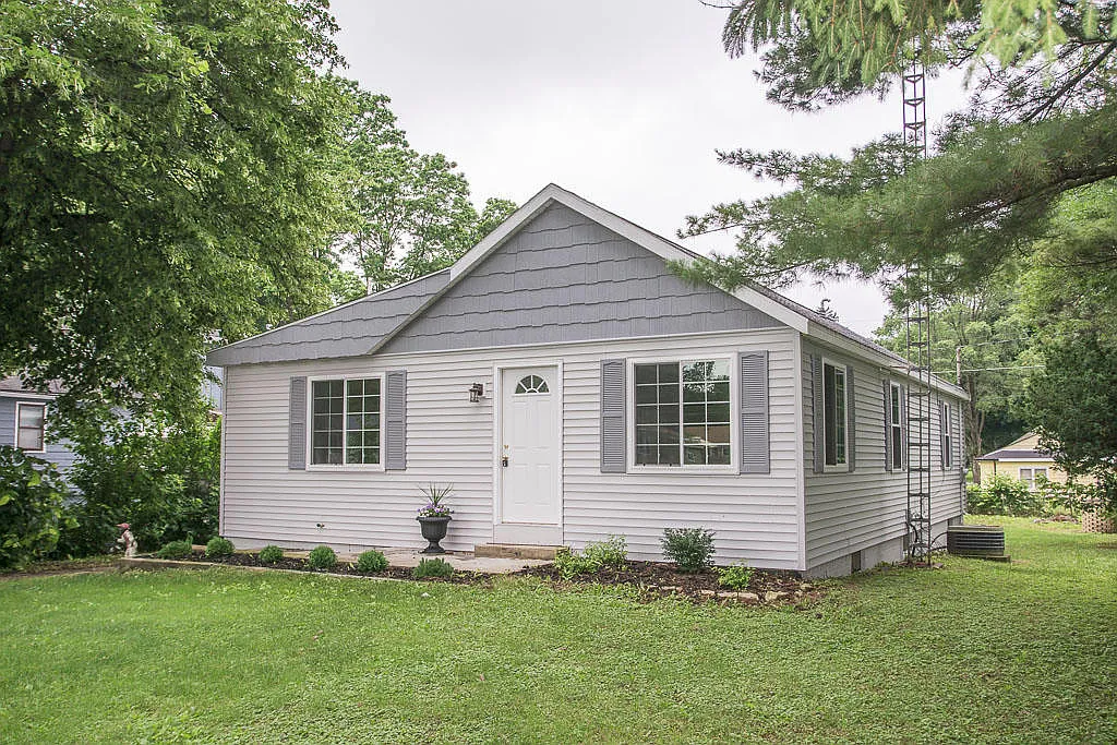2813 Mabie St photo 1