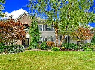 2402 Apple Ridge Cir, Wall Township, NJ 08736