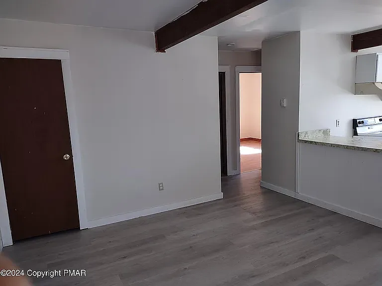 9095 Idlewild Dr — Photo 8
