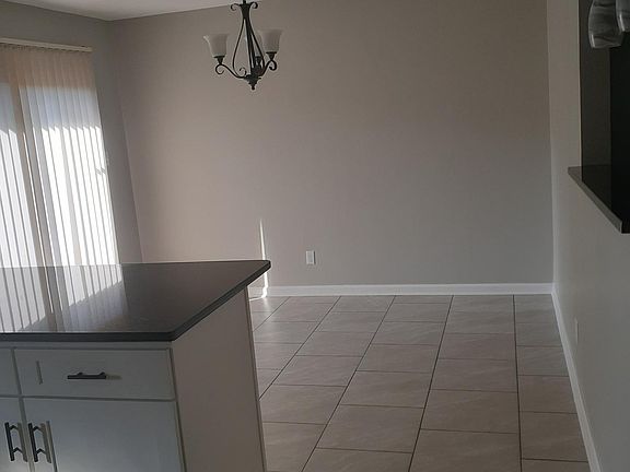 4th image of 5710 Taggart Dr