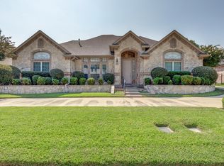 1847 Southpark Dr, Arlington, TX 76013