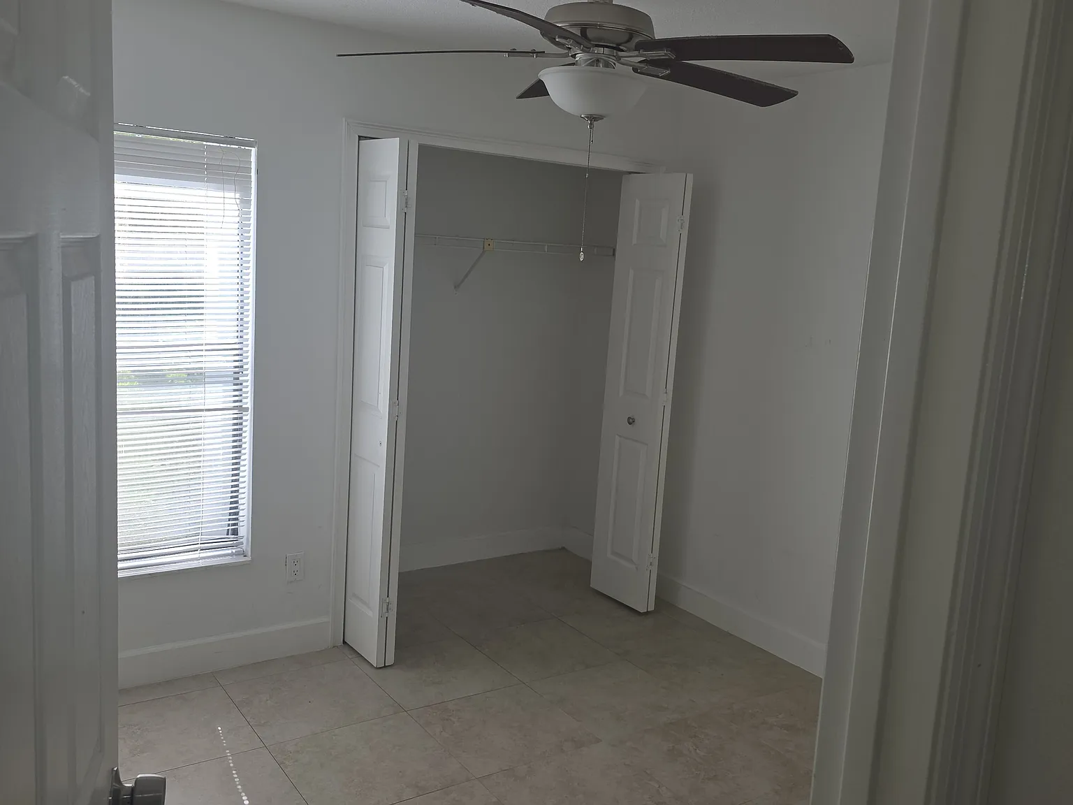 2 bed, 860 sqft, $1,750 — Photo 1