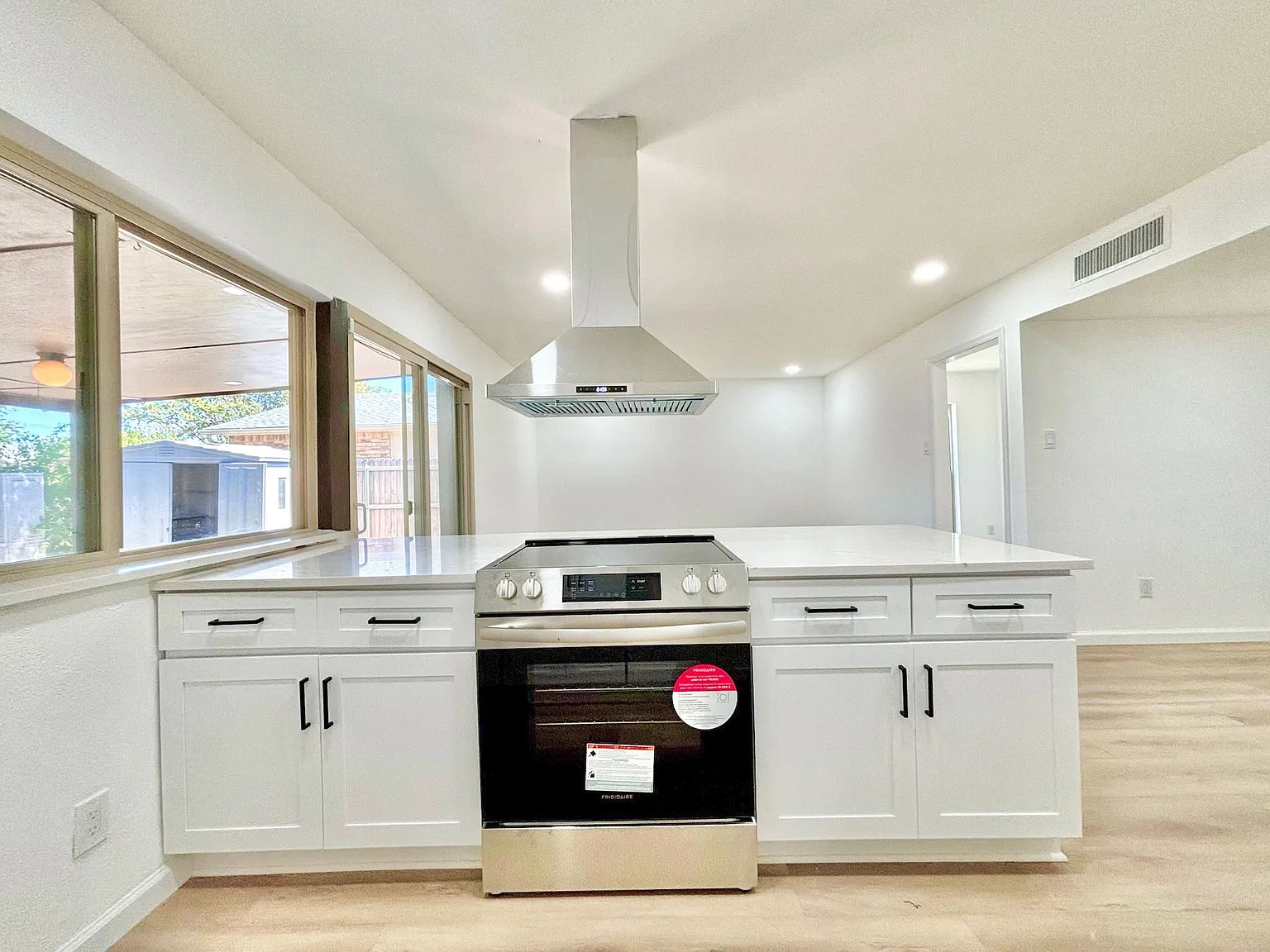 8813 Westfield Dr — Photo 4