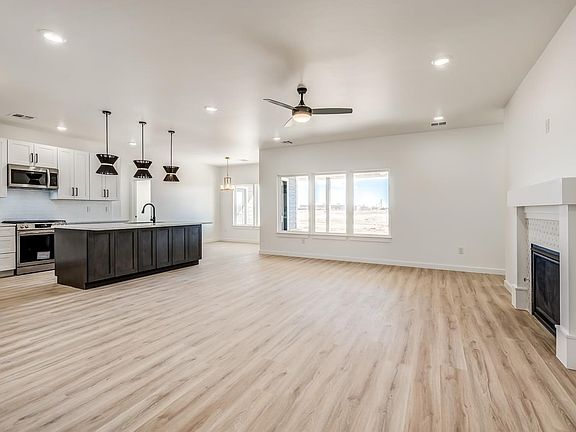 4th image of 5907 E Bison Ln