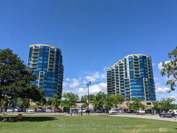 33 Ellen St #909, Barrie, ON L4N 6E9