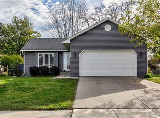 895 4th St, Waukee, IA 50263