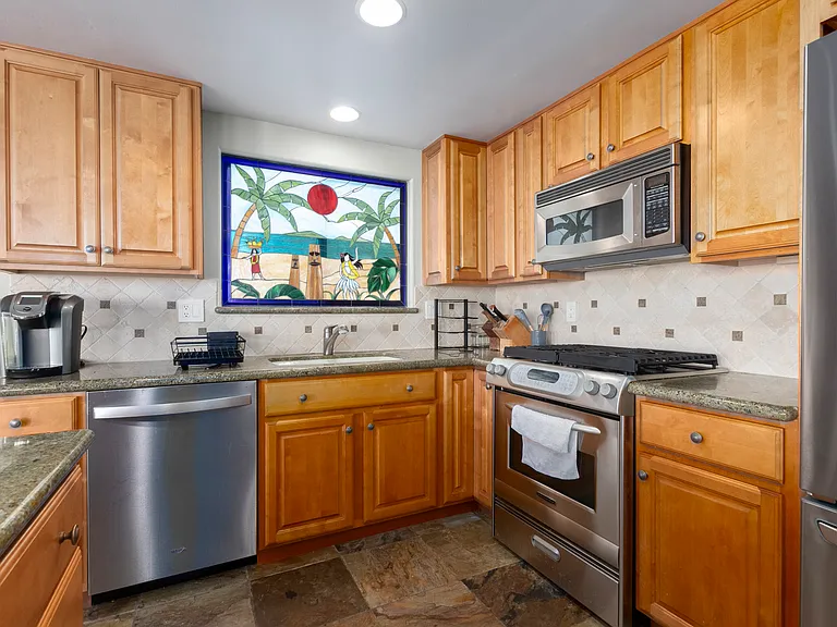 224 Neptune Ave — Photo 21