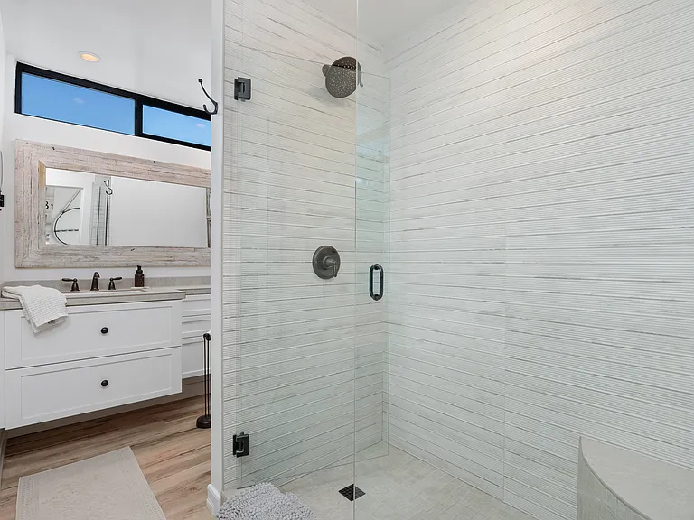 4513 Cove Dr #19 — Photo 23