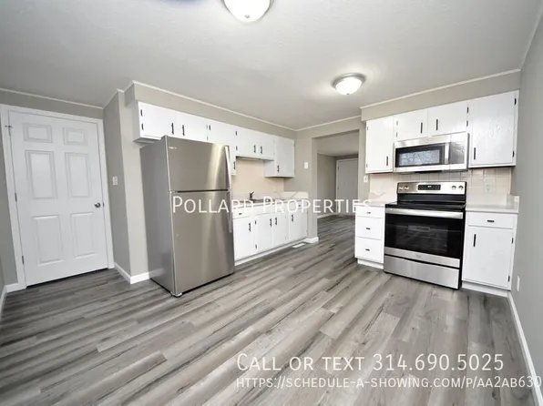 309 Granada Dr, Warrenton, MO 63383