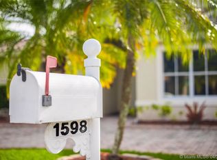 1598 SW 190th Ave, Pembroke Pines, FL 33029