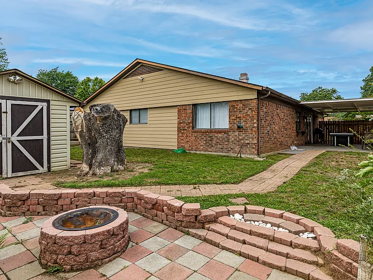 2620 Catalina Way — Photo 22