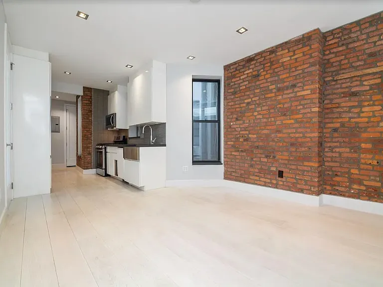 248 Mott St #13A — Photo 3