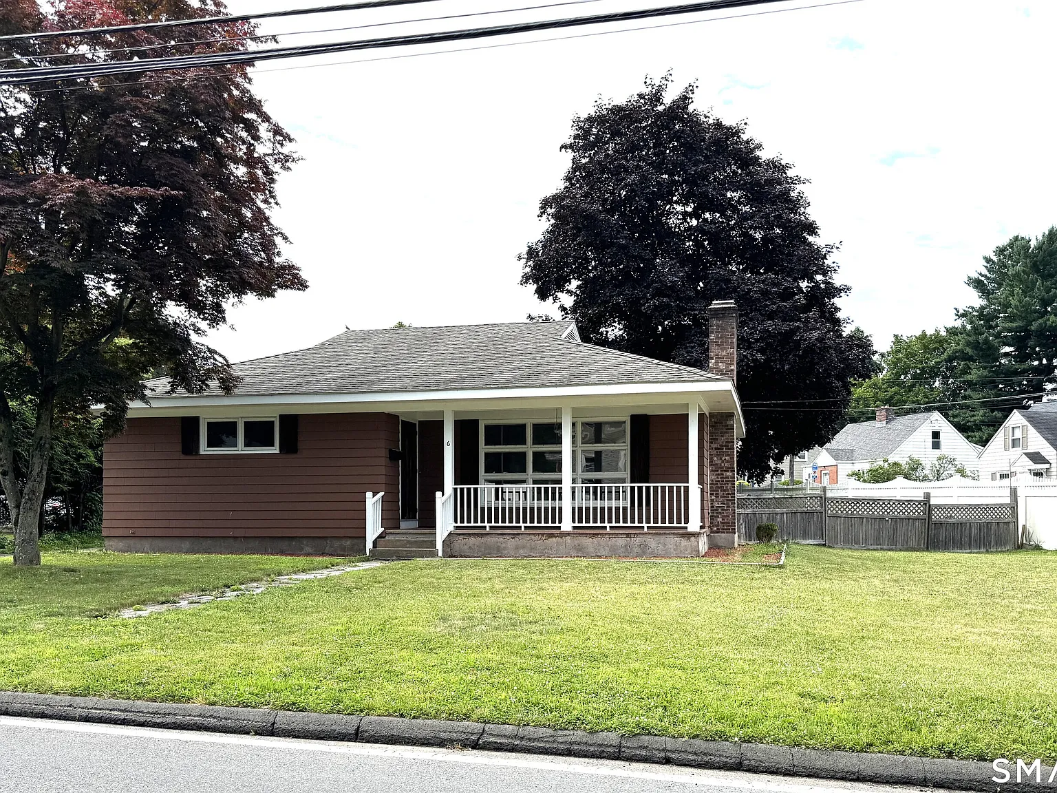 2 bed, 1.0 bath, 1160 sqft, $2,450 — Photo 1