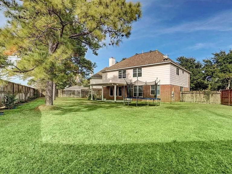 23247 Diamond Knoll Ct — Photo 27