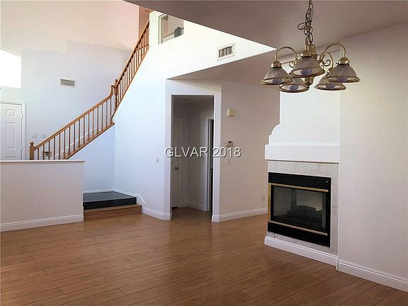 3rd image of 3465 Edenville Dr