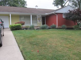6363 Alderwood Rd, Parma Heights, OH