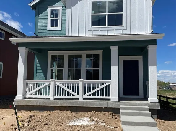 725 Cottonwood Avenue, Bennett, CO 80102