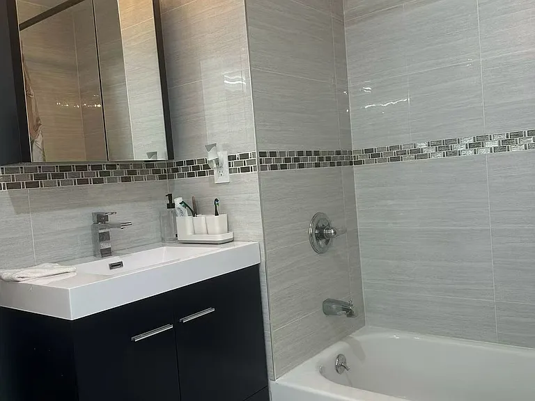 136-20 Booth Memorial Ave #3G — Photo 8