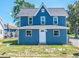 303 E Walnut St, Hebron, MD 21830