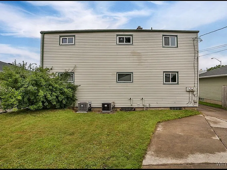 119 Zoerb Ave — Photo 3