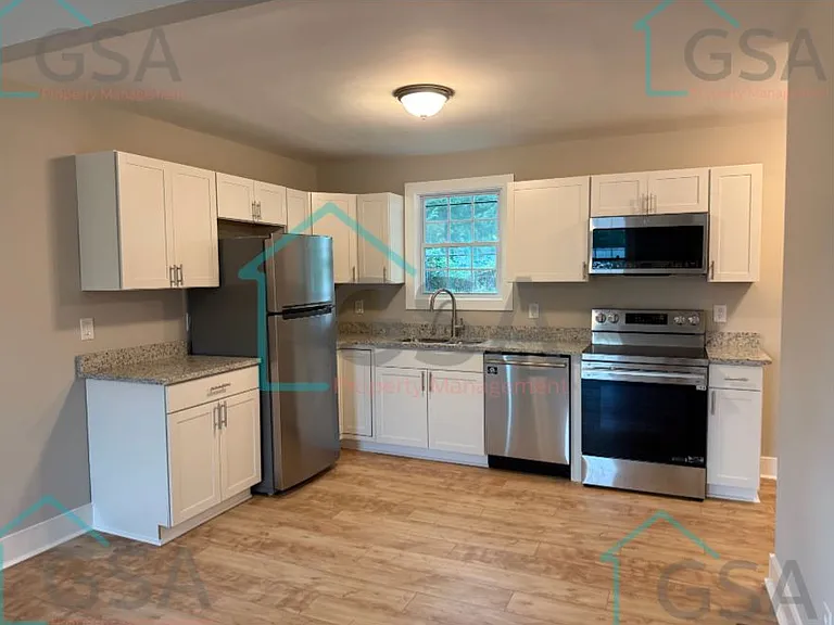 694 Saxon Ave — Photo 3
