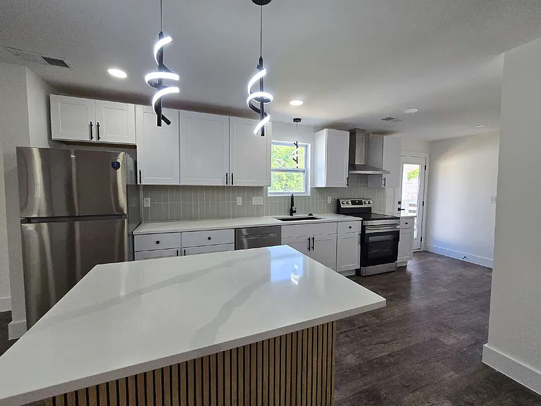 353 Hickory Hts — Photo 8