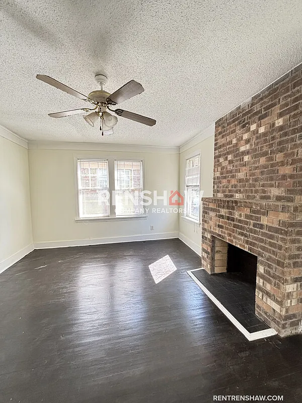 3 bed, 2.0 bath, 2093 sqft, $1,495 — Photo 4