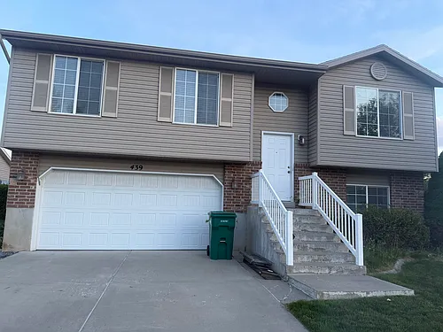 439 W 2125 N Photo 1
