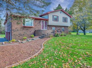 4853 Kidder Rd, Almont, MI 48003