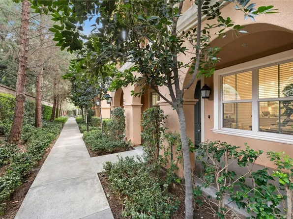 70 Kempton, Irvine, CA 92620