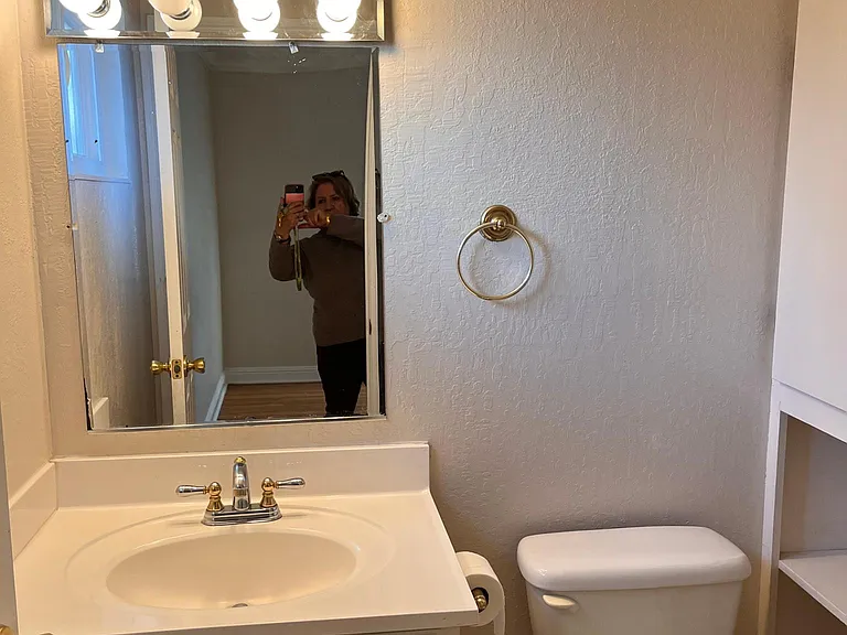 Louisiana Dr — Photo 19