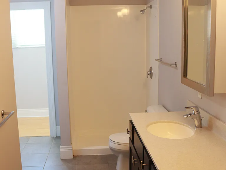 3755 Lindell Blvd #2A — Photo 9