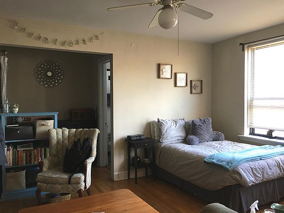 4th image of 3345 N Marshfield Ave #203-207