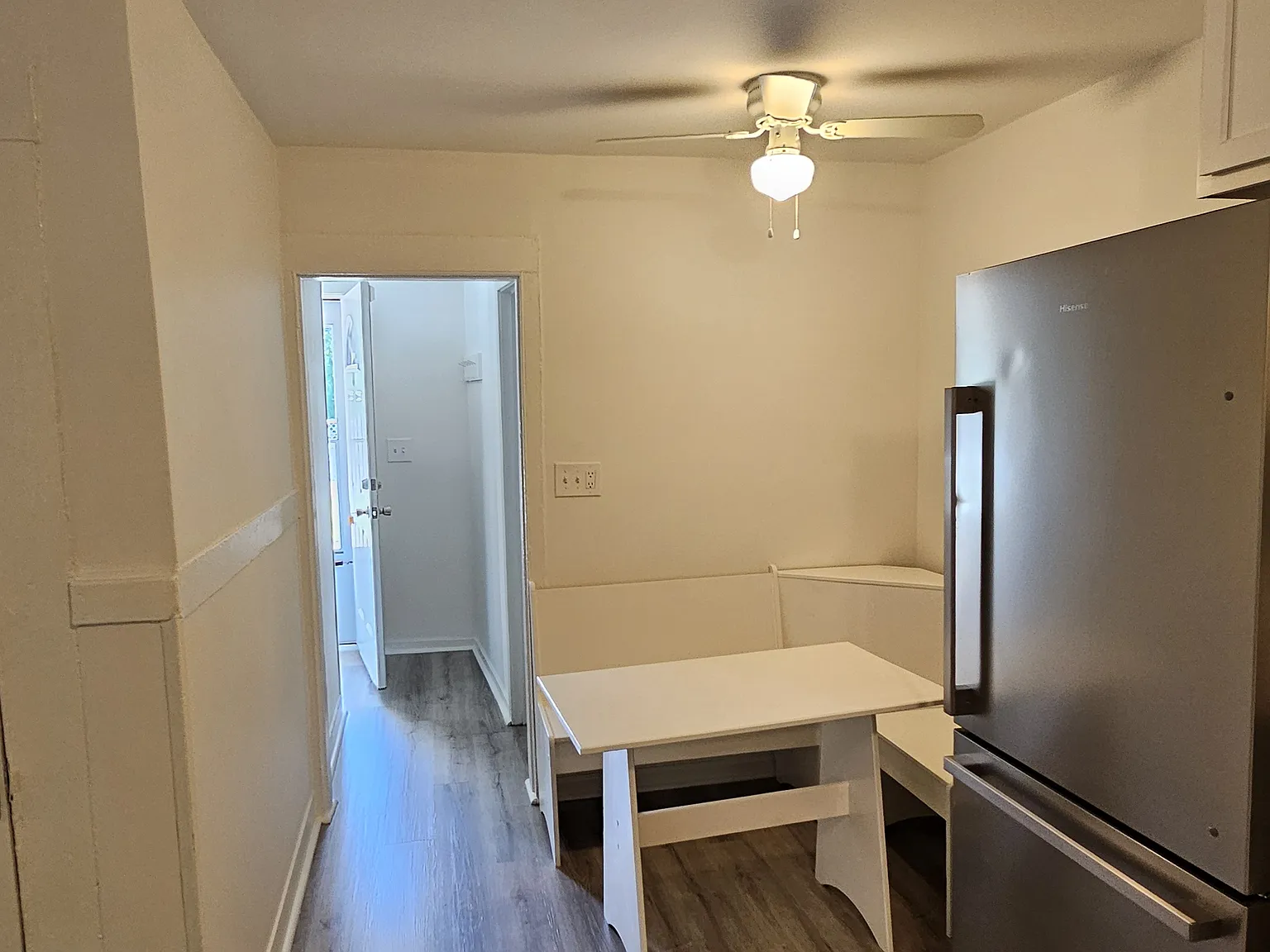 3 bed, 1.5 bath, 1100 sqft, $2,650 — Photo 4