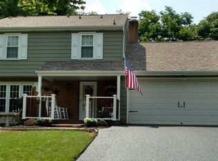 110 Fawn Dr, Clairton, PA 15025