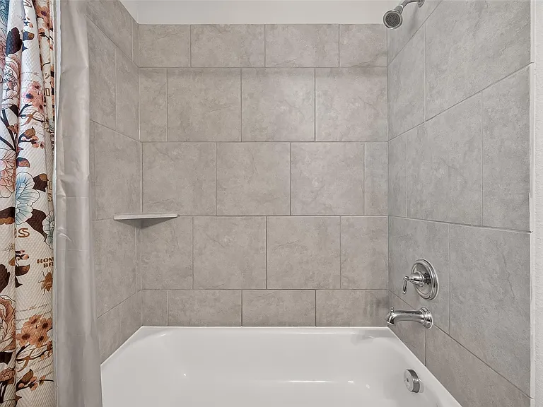11611 Arbirlot Dr — Photo 44