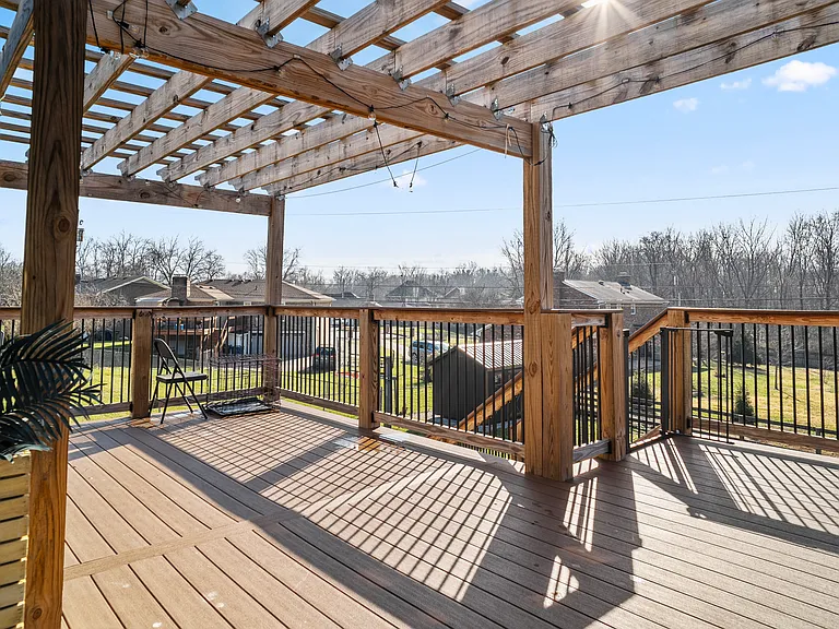 4357 Clemens Dr — Photo 38