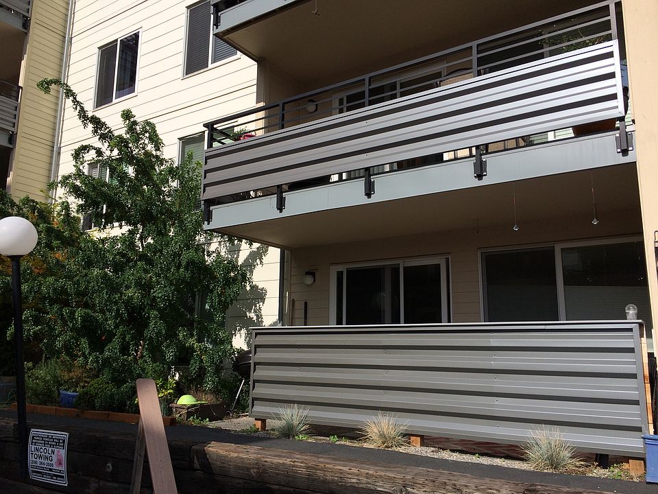 New Privacy Fence/Bar