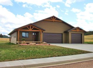 406 E Jasper Ln, Custer, SD 57730