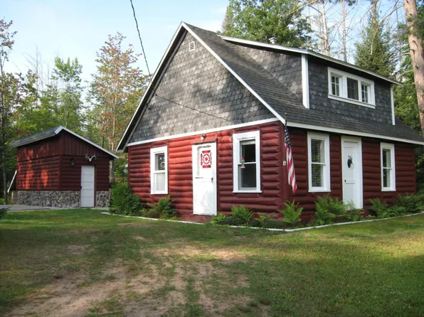 4915 1st St, Watersmeet, MI 49969